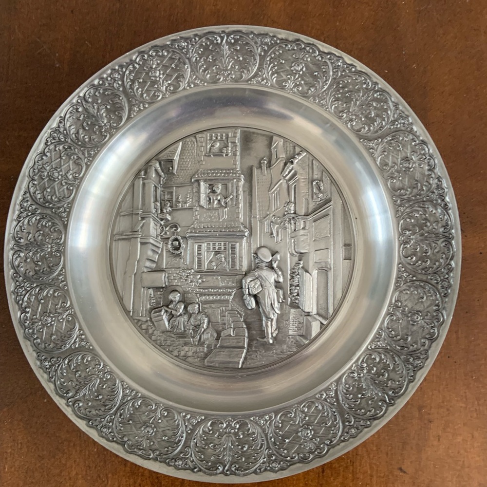 Intricate Silver Serveware Wall Decor Plate